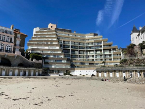 Studio accès direct à la mer